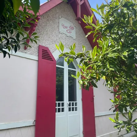 Maison Typique 2 Avec Piscine 度假居 *